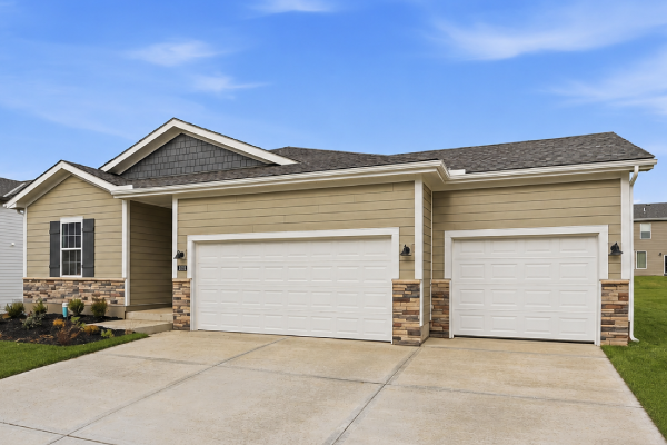 409 SW Mulberry Court