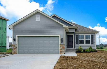 9605 N Colrain Avenue, Kansas City, Missouri 64154, 3 Bedrooms Bedrooms, ,2 BathroomsBathrooms,Residential,For Sale,Colrain,HMS2484242