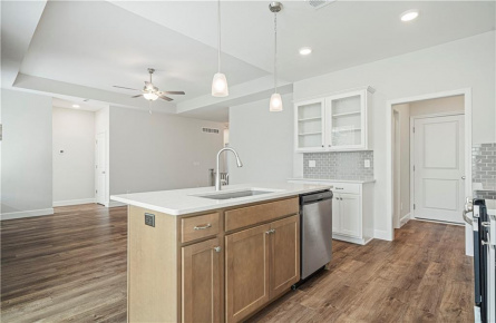 27017 E Olive Drive, Lee's Summit, Missouri 64086, 3 Bedrooms Bedrooms, ,3 BathroomsBathrooms,Residential,For Sale,Olive,HMS2494411